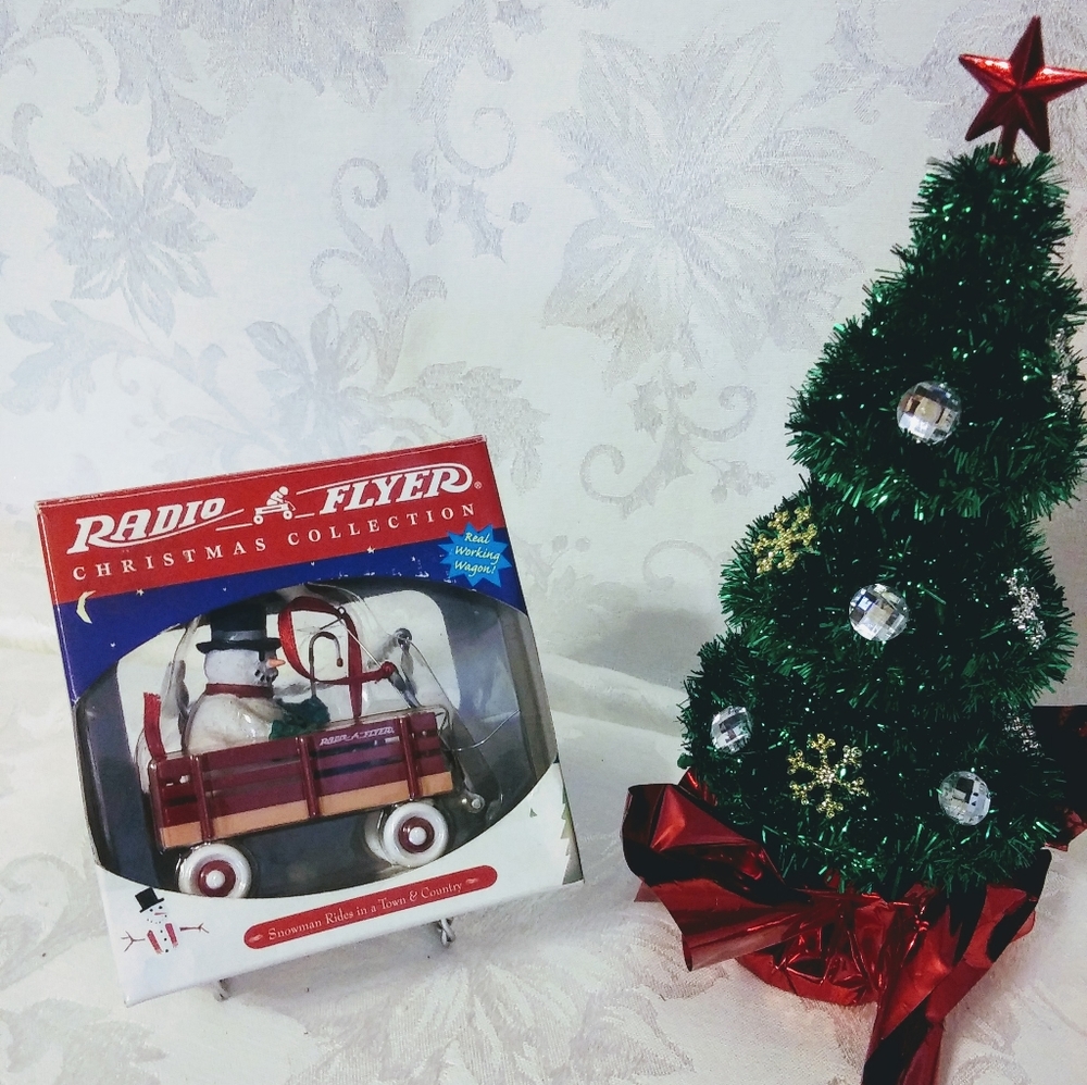 Radio Flyer Christmas Collection Ornament 1999
